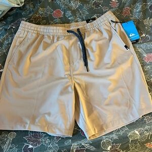 Quicksilver men’s shorts waterproof